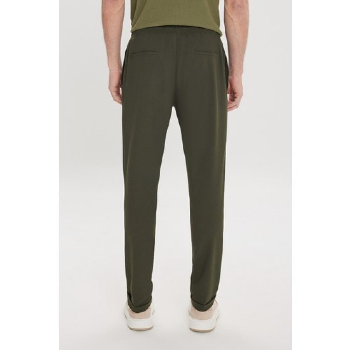 Altınyıldız Classics Erkek Haki Slim Fit Rahat Kesim Beli Bağlamalı Yan Cepli Jogger Pantolon