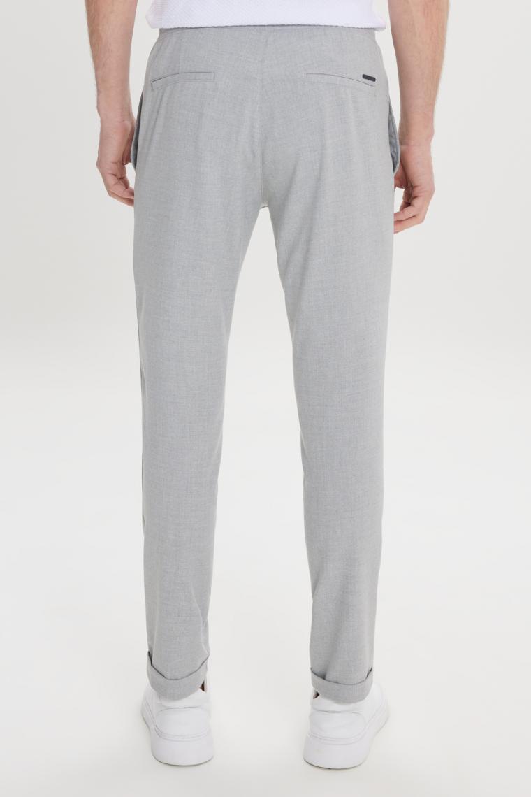 Altınyıldız Classics Erkek Gri Slim Fit Rahat Kesim Beli Bağlamalı Yan Cepli Jogger Pantolon