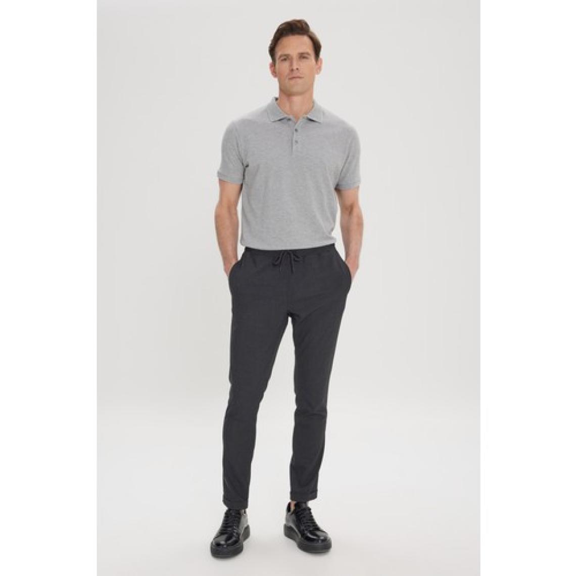 Altınyıldız Classics Erkek Antrasit Slim Fit Rahat Kesim Beli Bağlamalı Yan Cepli Jogger Pantolon