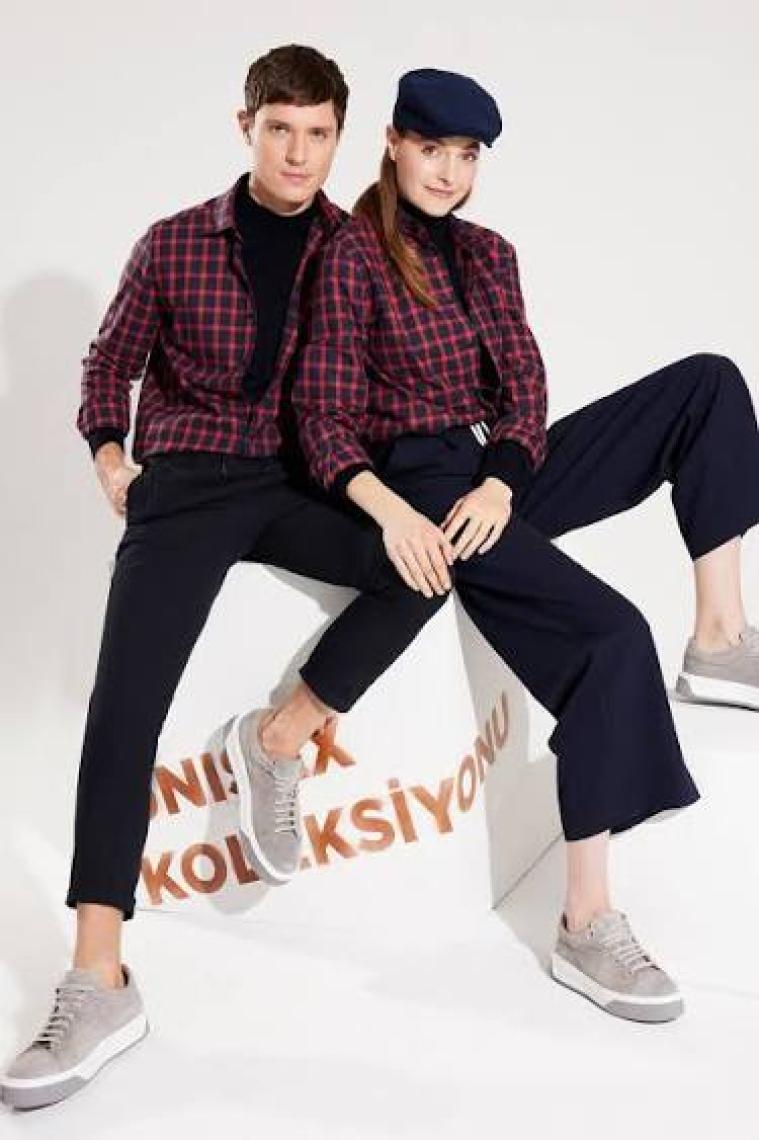 AVVA Erkek Siyah Relaxed Fit Yandan Cepli Beli Lastikli Bağcıklı Duble Paça Jogger Pantolon E003000