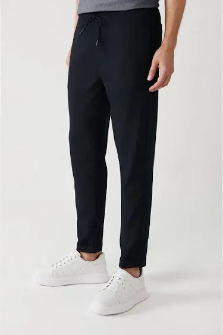 Erkek Lacivert Relaxed Fit Yandan Cepli Beli Lastikli Bağcıklı Duble Paça Jogger Pantolon E003000