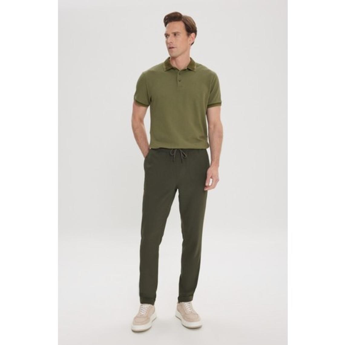 Altınyıldız Classics Erkek Haki Slim Fit Rahat Kesim Beli Bağlamalı Yan Cepli Jogger Pantolon