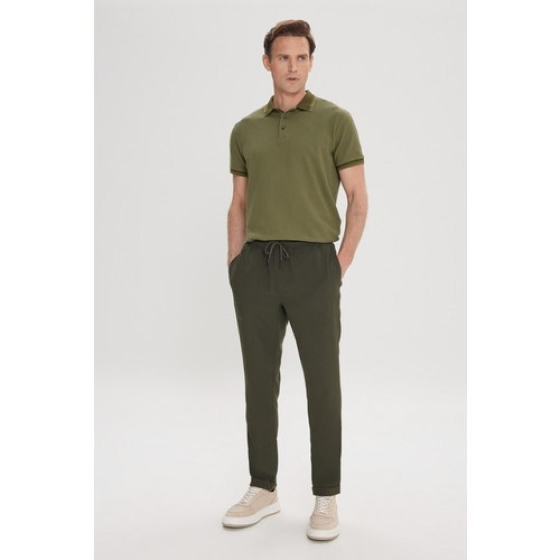 Altınyıldız Classics Erkek Haki Slim Fit Rahat Kesim Beli Bağlamalı Yan Cepli Jogger Pantolon