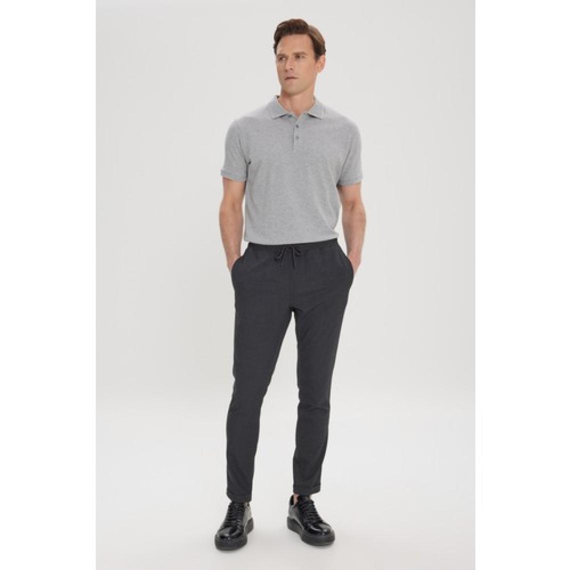 Altınyıldız Classics Erkek Antrasit Slim Fit Rahat Kesim Beli Bağlamalı Yan Cepli Jogger Pantolon