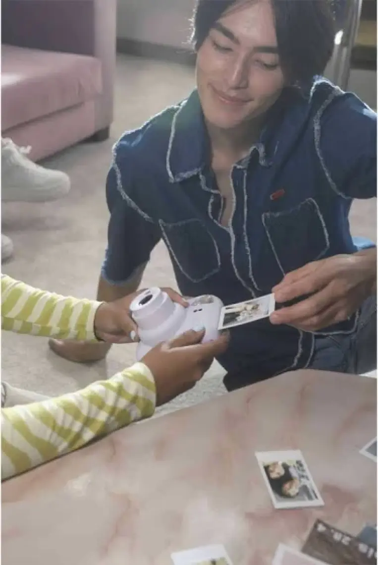 Instax Mini 12 Lila Fotoğraf Makinesi