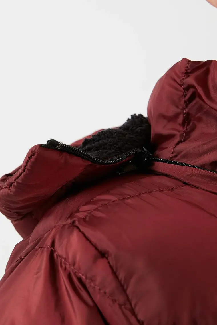 Lela İçi Peluş Astarlı Çıkarılabilir Kapüşonlu Şişme Mont Erkek Çocuk MONT 576220K
