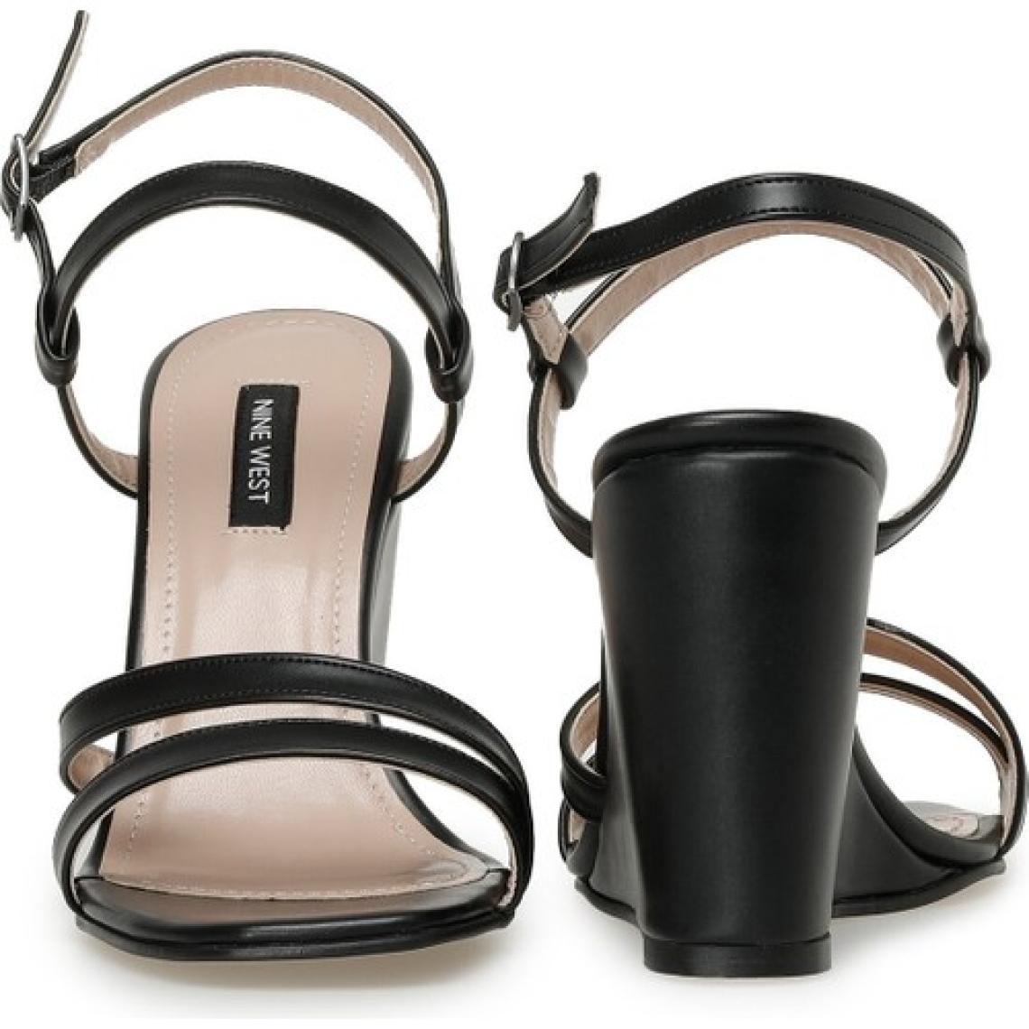Nine West Moex 3fx Siyah Kadın Dolgu Topuk Sandalet