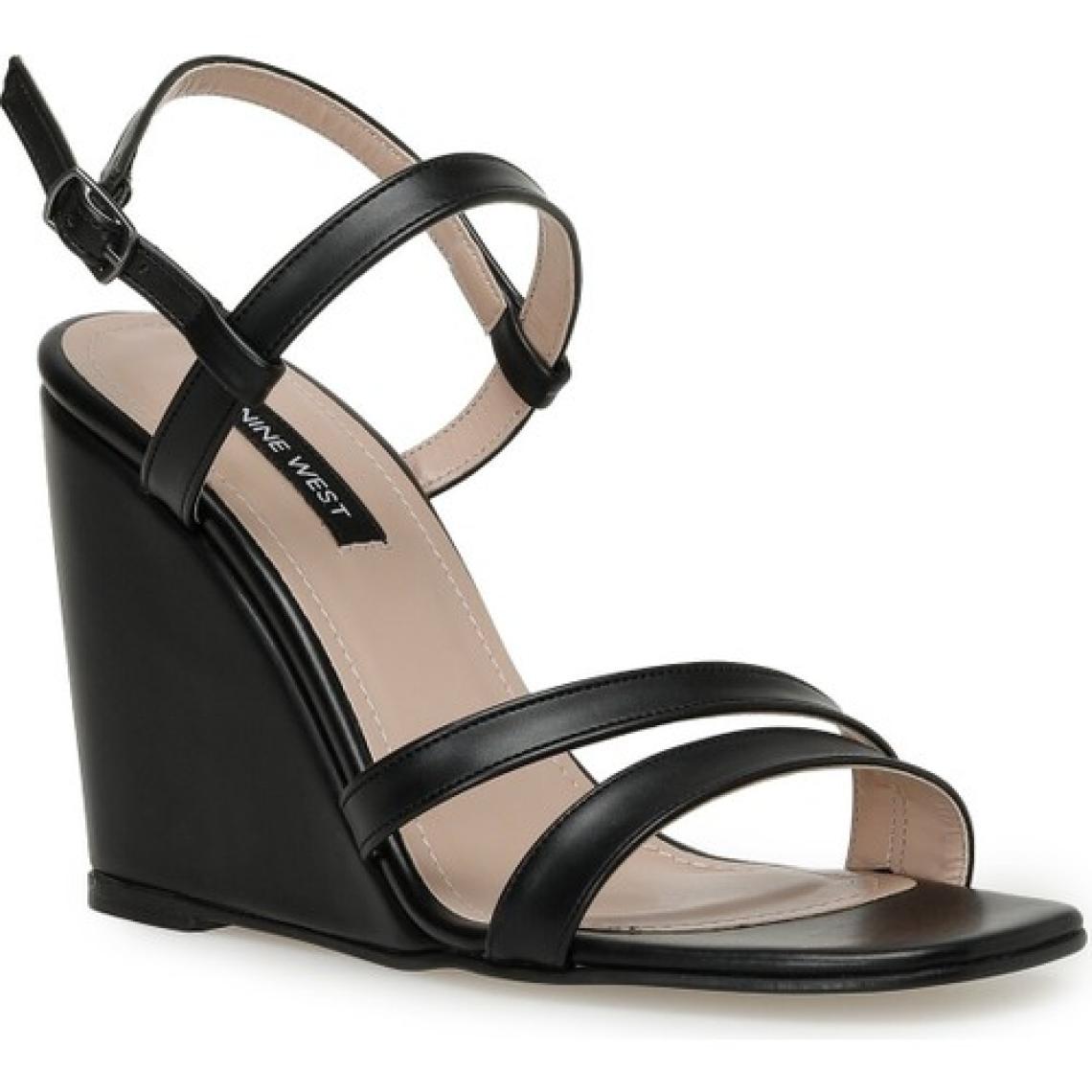 Nine West Moex 3fx Siyah Kadın Dolgu Topuk Sandalet