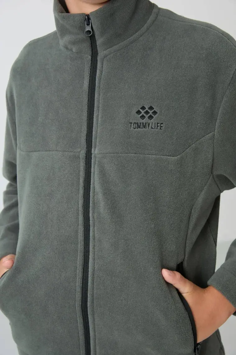 Erguvan Kalın Yumuşak Dokulu Standart Fit Nakışlı Polar Erkek Çocuk Sweatshirt - 11223