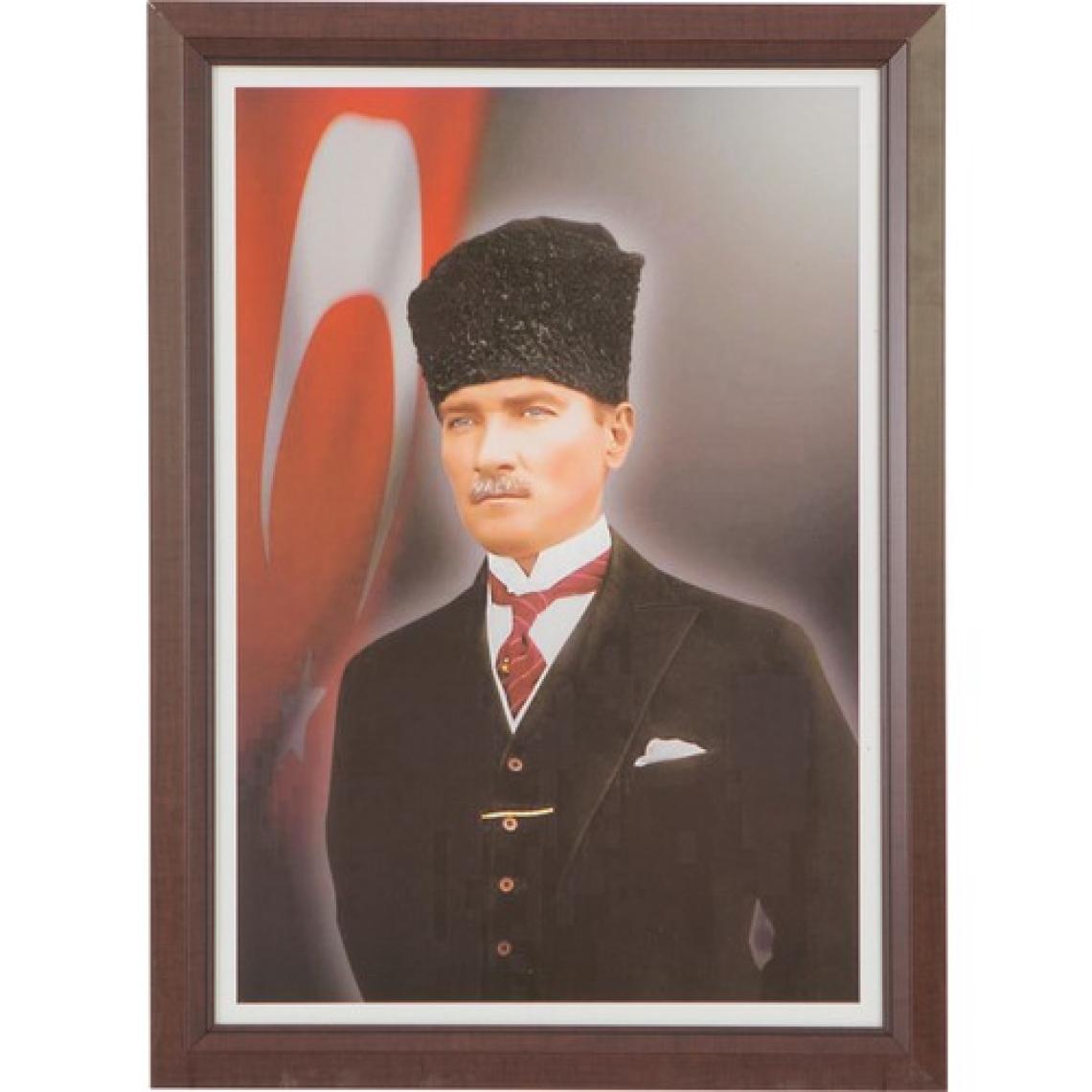 İnter Atatürk Portresi 35 x 50 Lamine Çerçeve