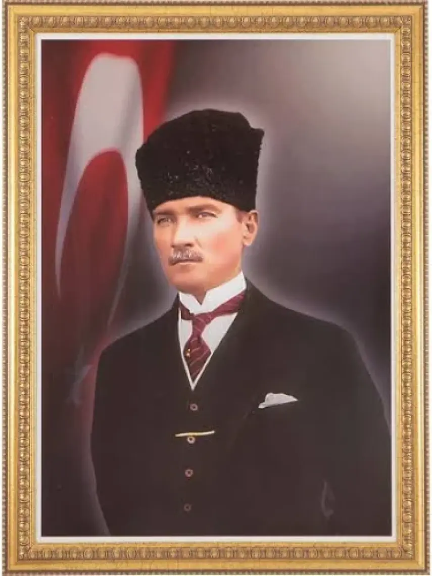 İnter 50x70 cm Varaklı Atatürk Portresi İNT-025