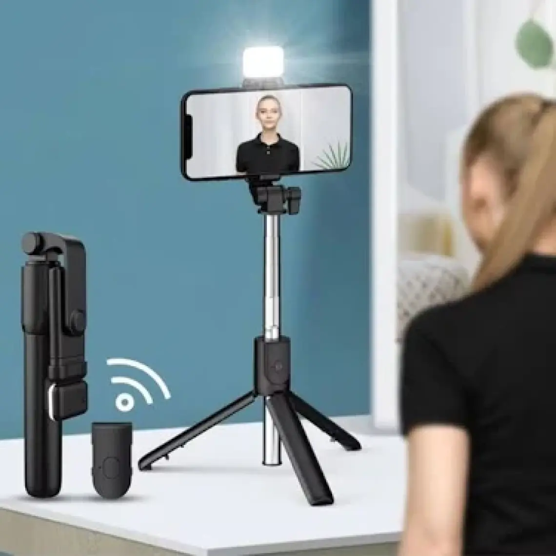 Kendiliğinden LED Işıklı Kumandalı Uzayabilen Selfie Çubuğu,masa Üstü Tripod