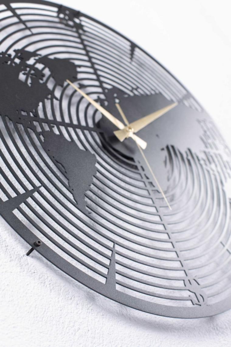 Dünya Haritalı Metal Siyah Duvar Saati 1,5 Mm Kalınlık 50x50 Cm