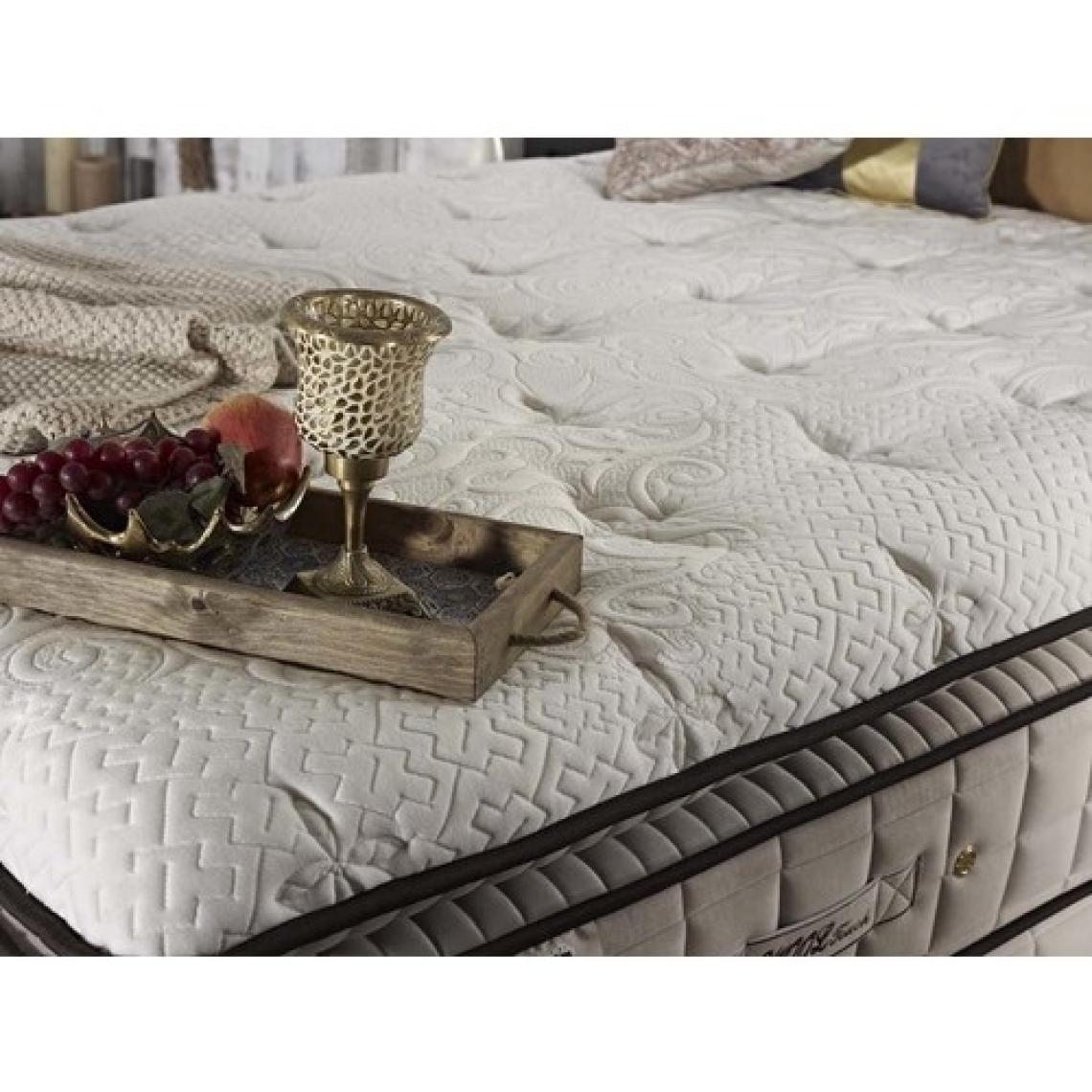 Tutku Yatak Wool Touch Pedli Koyun Yünü Torba ve Paket Yaylı Ortopedik Yatak 180X200