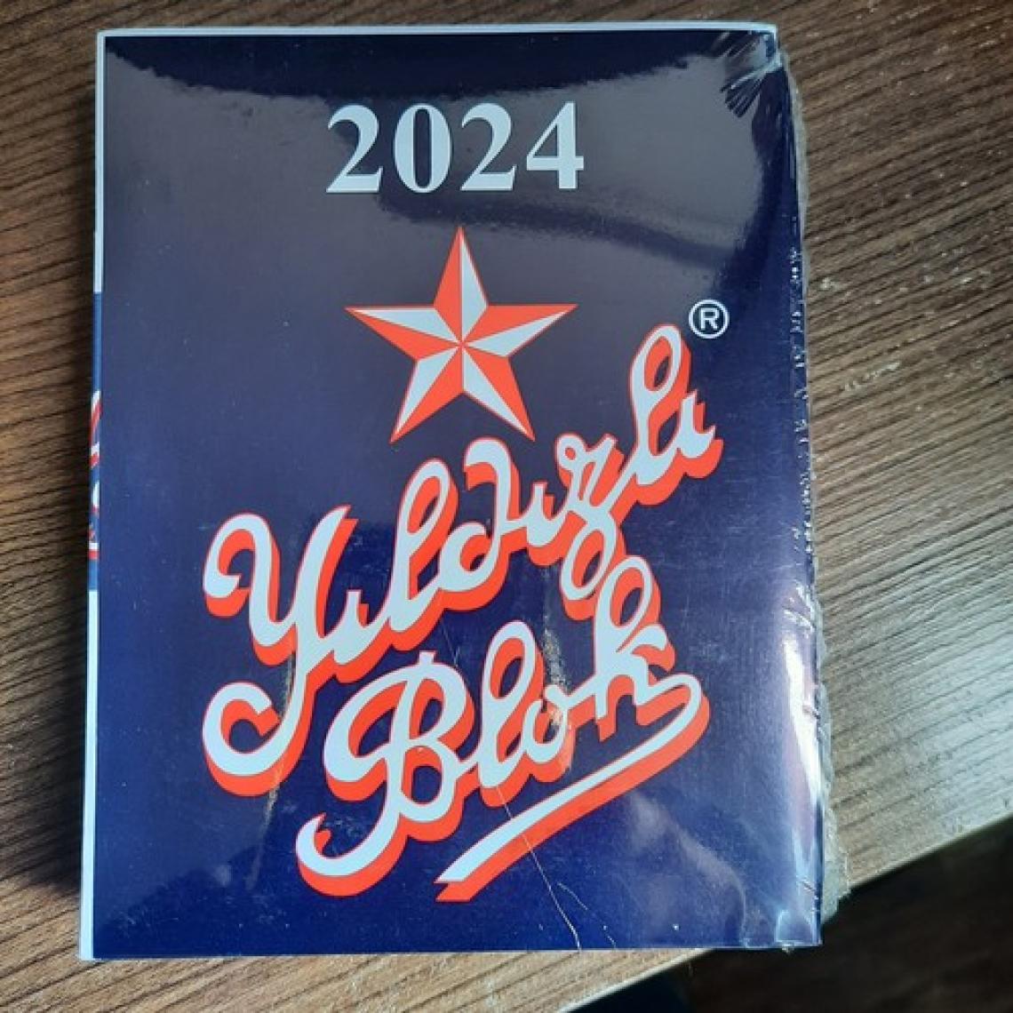 Yıldızlı Blok Masa Takvimi 2024