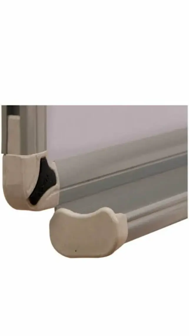 Akyazı 120x120 Manyetik Duvara Monte Yazı Tahtası