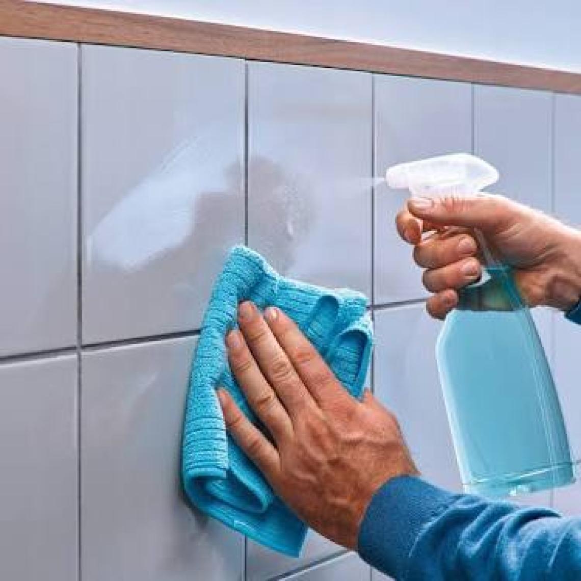 Tesa İz bırakmadan Sökülebilir Yapışkanlı Askı - Çivi, Fayans ve Metal Yüzeyler için 3 kg x 2 adet, 77764