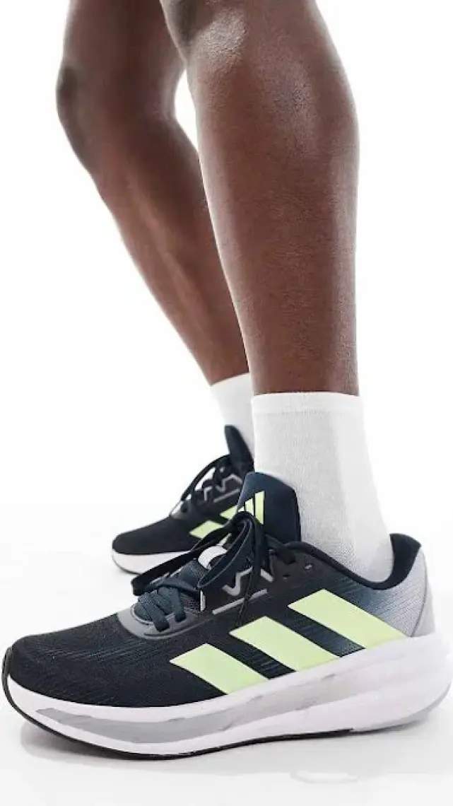 adidas QUESTAR 3 M Siyah Erkek Koşu Ayakkabısı