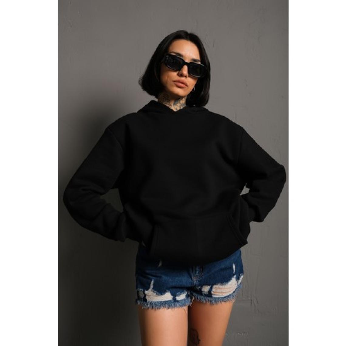Trendseninle Kadın Siyah Oversize Kapüşonlu Sweatshirt