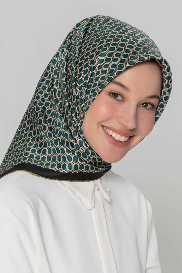 Armine Özel Nostalji Serisi Twill Ipek Eşarp Modelleri 8401D-82