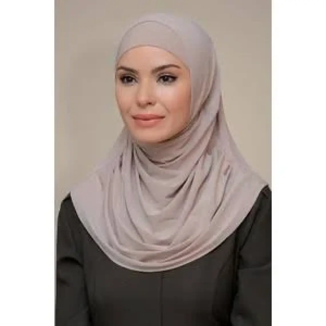 Hürrem Bone Bej Pratik Hazır Geçmeli Tesettür Eşarp Sandy Kumaş Kendinden Boneli 1290_12