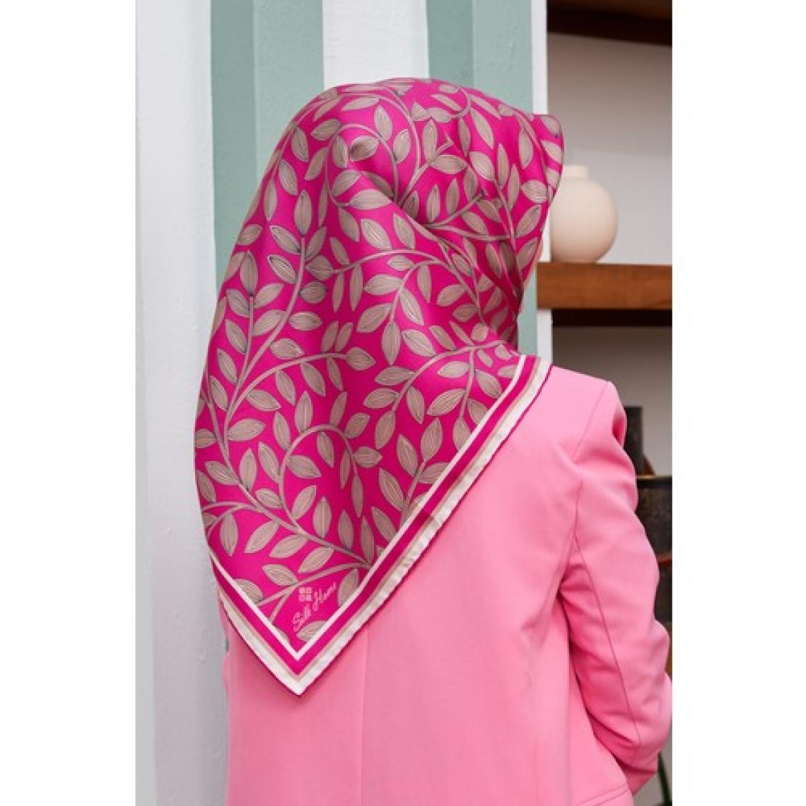 Silk Home Pembe Yaprak Desenli Tivil Ipek Eşarp 11397-12