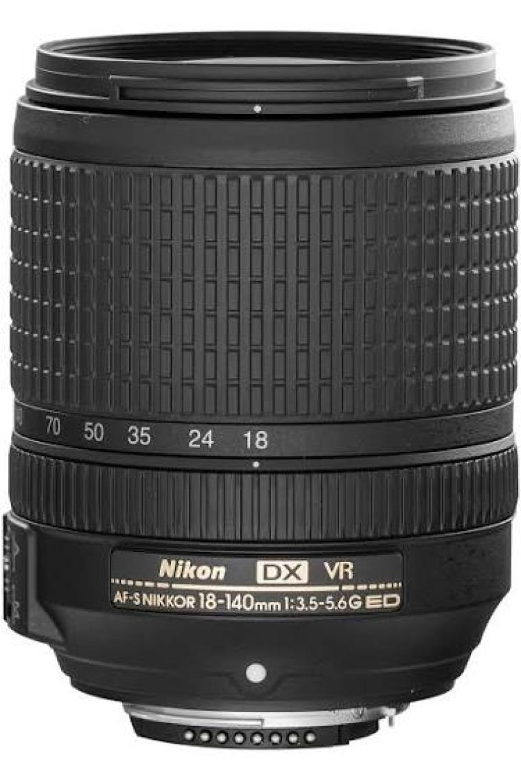 Nikon D7100 18-140  Mm Vr Lens Fotoğraf Makinası (İthalatçı Garantili)