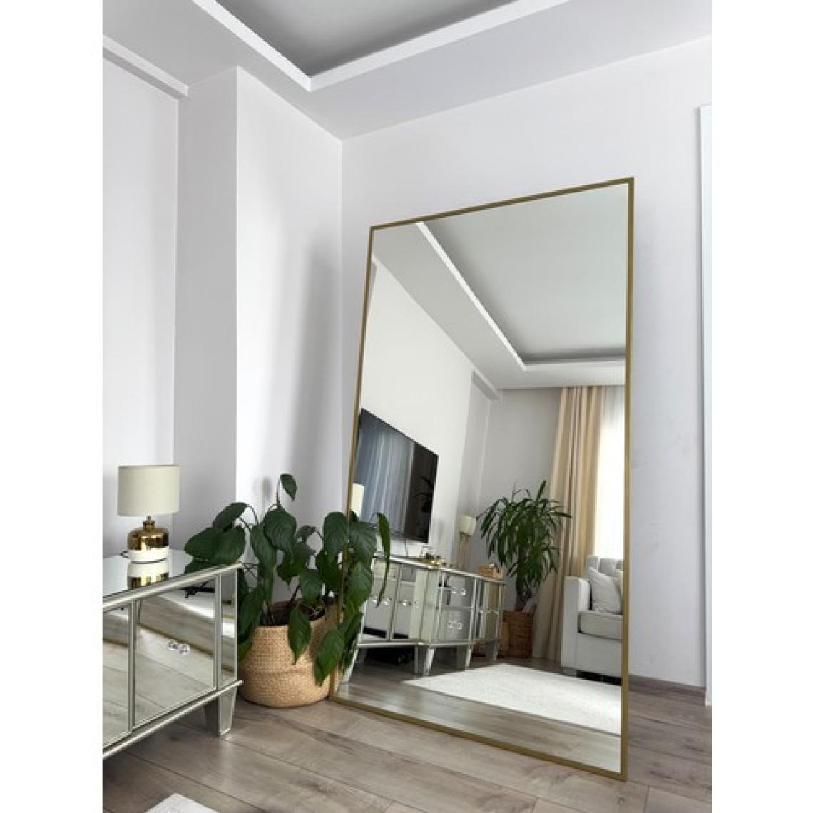Effe Yapı Dekor Gold Metal Çerçeveli Dikdörtgen AYAKLI180X100 cm Boy Aynası