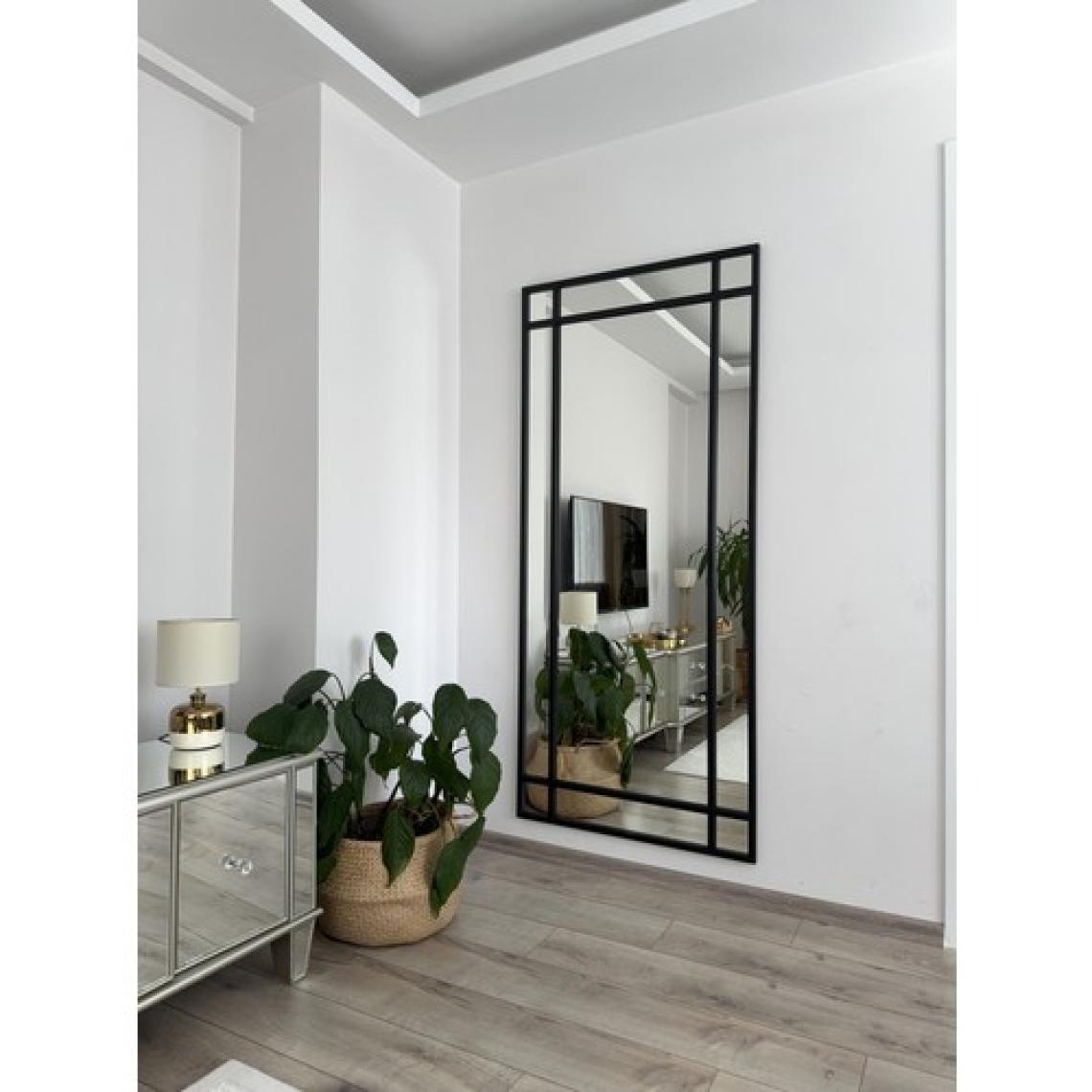 Effe Yapı Dekor Siyah Metal Çerçeveli  180 x 80 cm Dekoratif Ayna