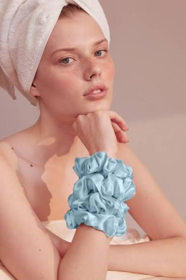 Beauty Pillow Saç Tokası %100 İpek Mavi Renk