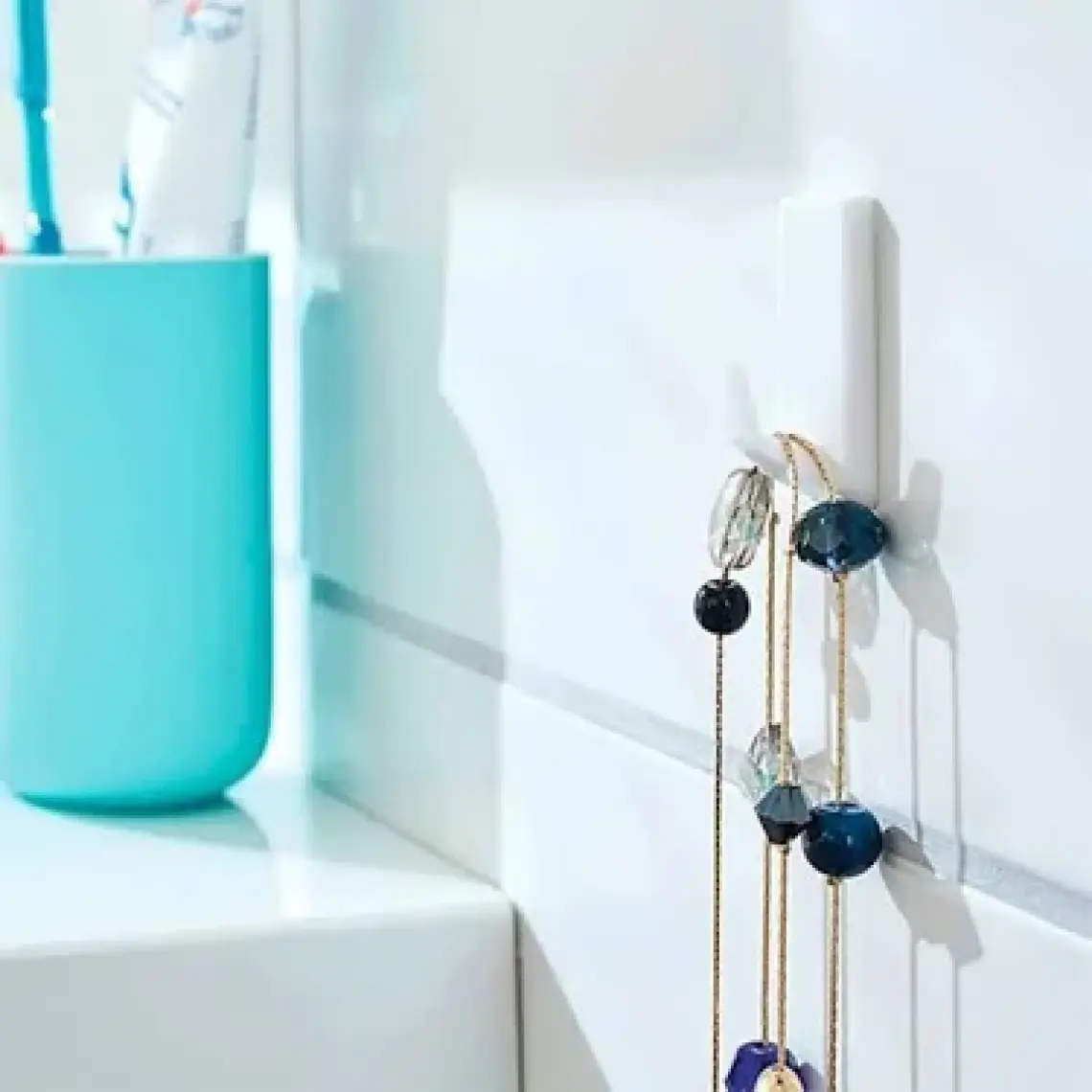 Tesa Powerstrips Çerçeve Askısı Kendinden Yapışkanlı, Çıkarılabilir, beyaz