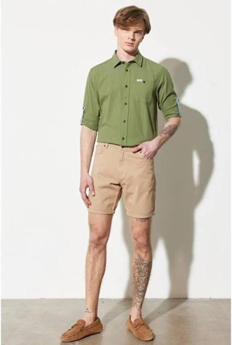 Wrangler Regular Fit Normal Kesim Şort