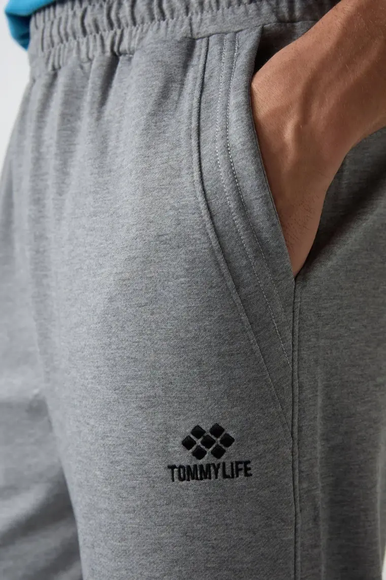 Tommy Life Lacivert Pamuklu Yumuşak Dokulu Standart Fit Nakışlı Erkek Kapri - 83102