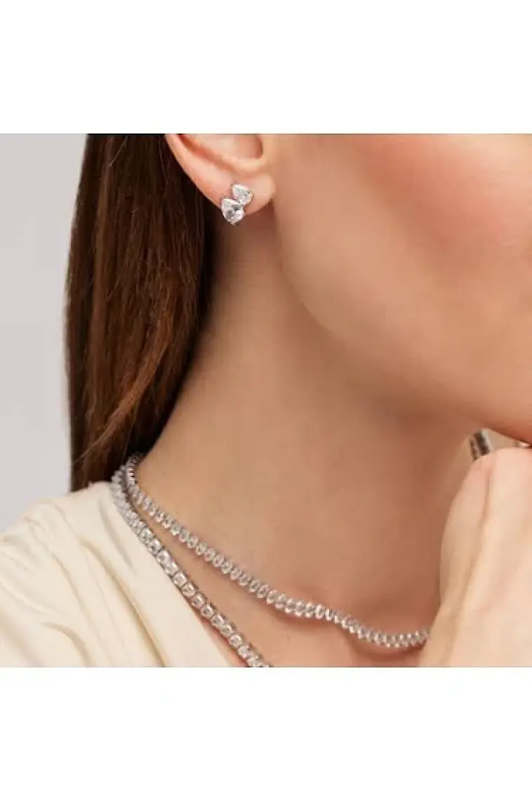 Merano Design Beyaz Damla Taşlı Küpe