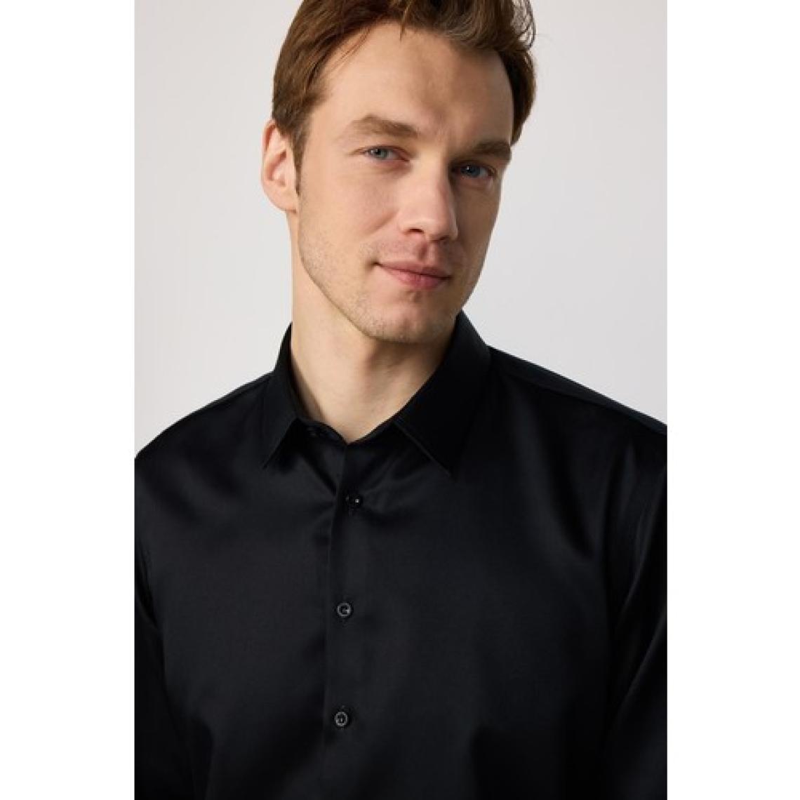 Tudors Slim Fit Non Iron Siyah Erkek Gömlek