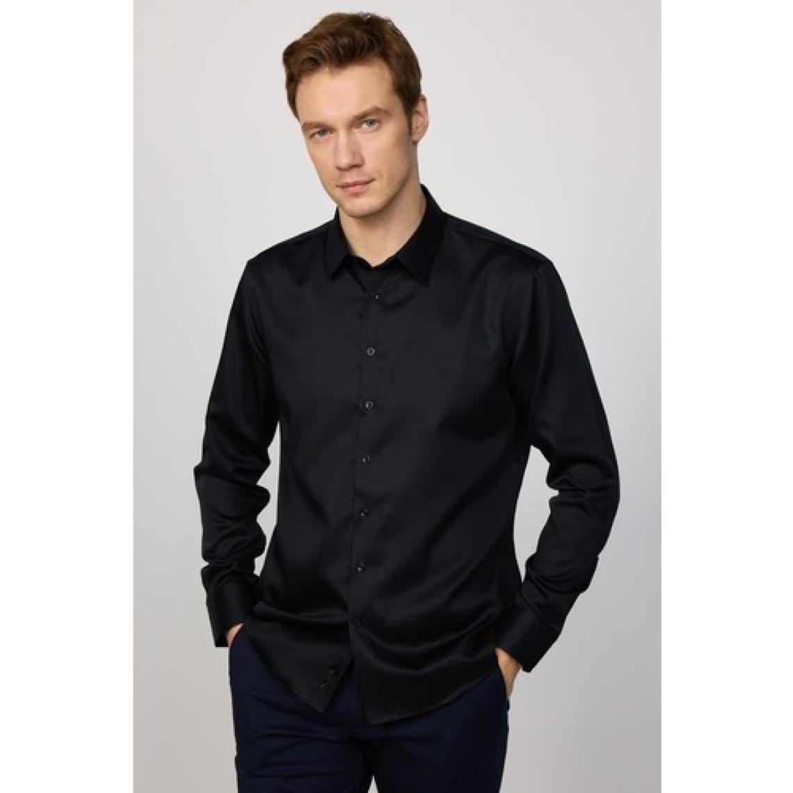 Tudors Slim Fit Non Iron Siyah Erkek Gömlek