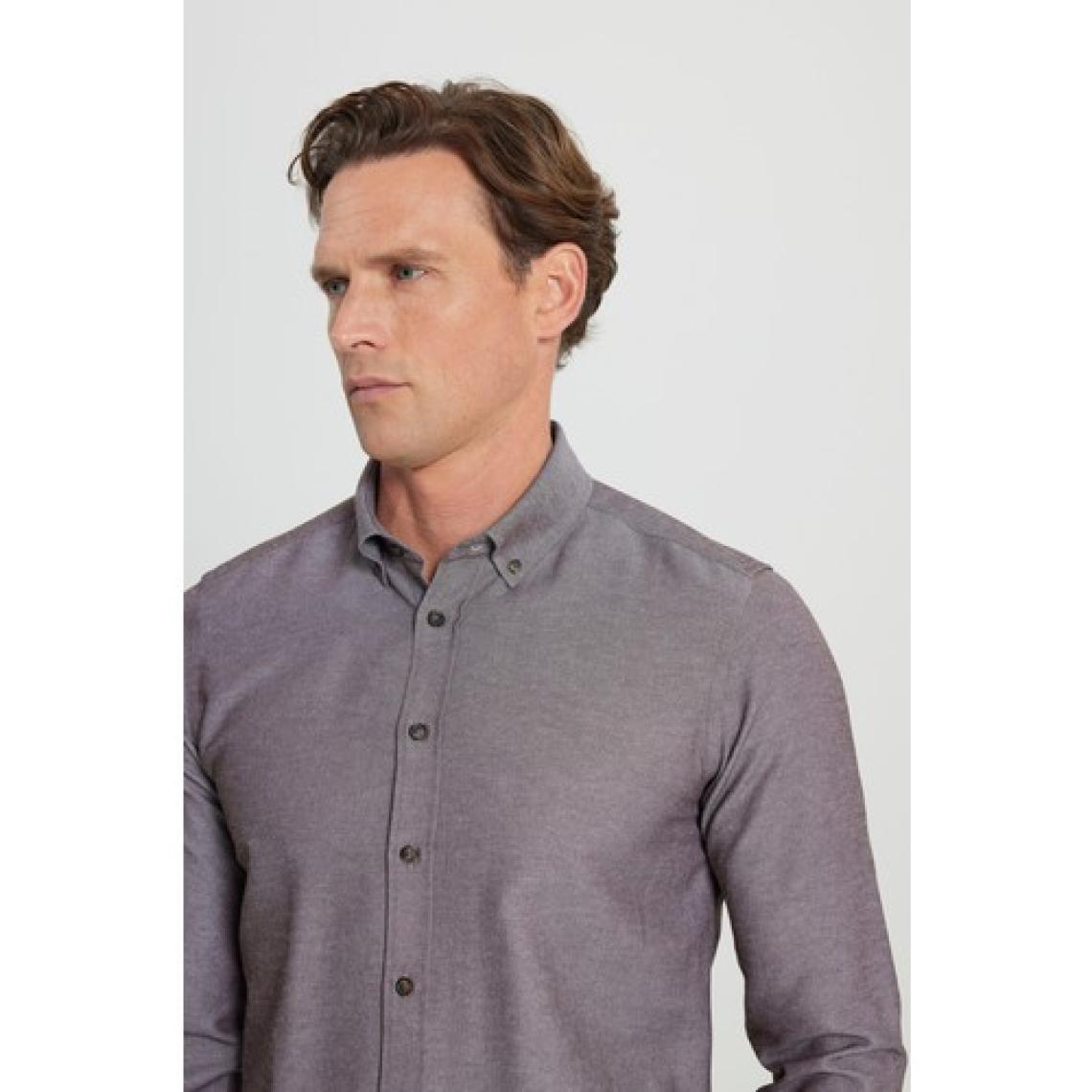 Altınyıldız Classics Erkek Kahverengi Düğmeli Yaka Kolay Ütülenebilir Pamuklu Slim Fit Dar Kesim Oxford Gömlek