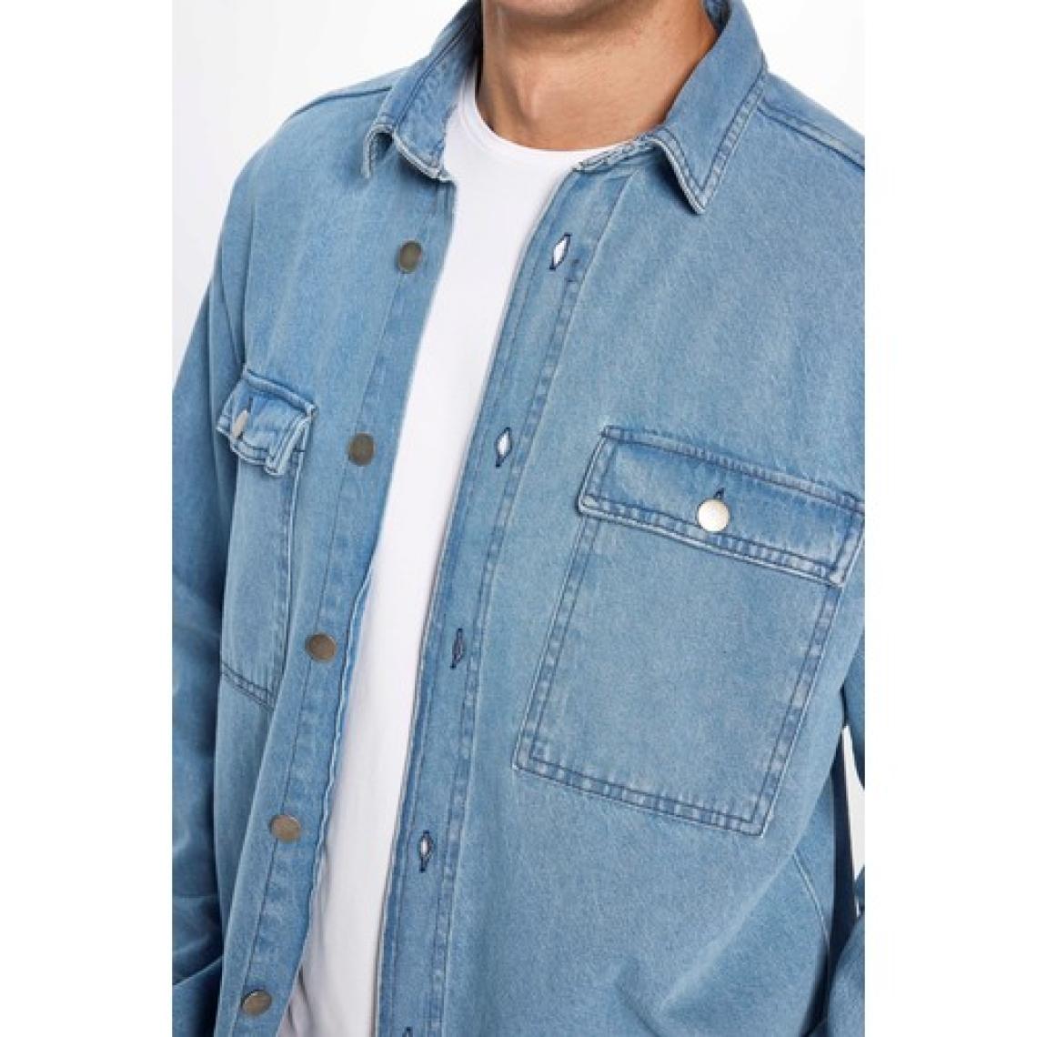 Tudors Oversıze Denim Çift Cep Kapaklı Çıtçıtlı Erkek Kot Gömlek