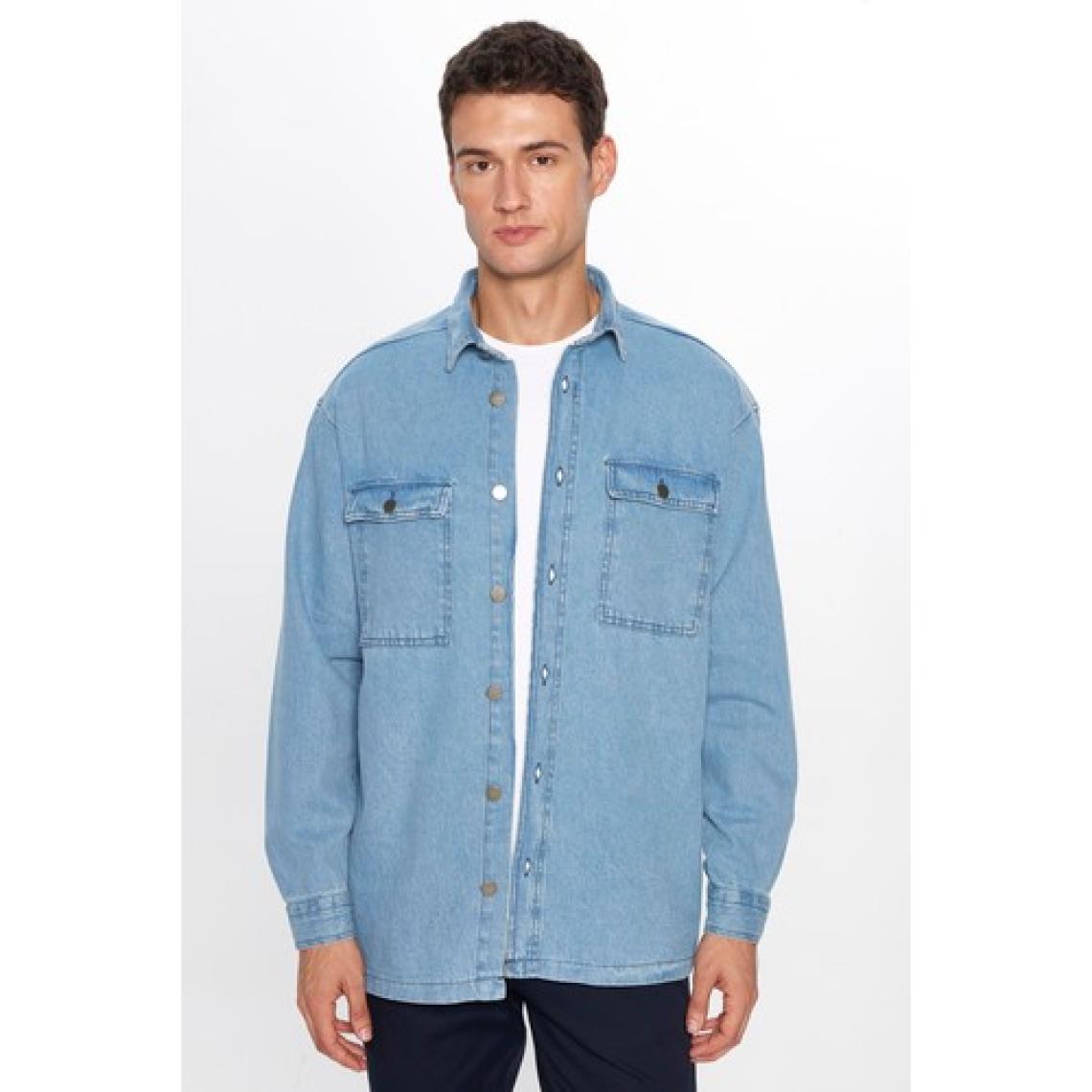 Tudors Oversıze Denim Çift Cep Kapaklı Çıtçıtlı Erkek Kot Gömlek