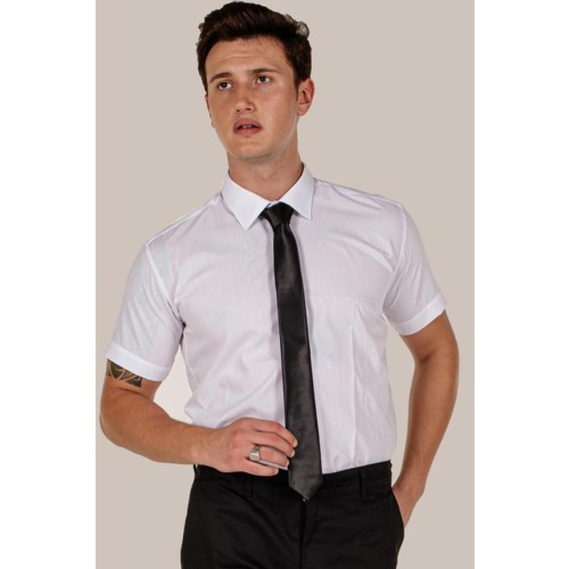 Beyaz Slim Fit Erkek Gömlek Kısa Kollu