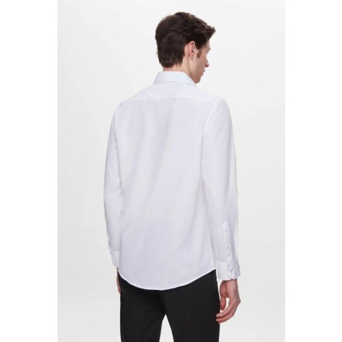D'S Damat Slim Fit Beyaz Italyan Yaka Dar Kesim Klasik Kravatlık Uzun Kollu Kolay Ütülenebilir Nefes 2HF02ORT5185