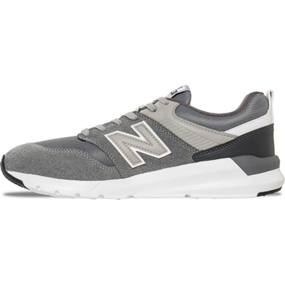 New Balance 009 Gri Erkek Ayakkabı