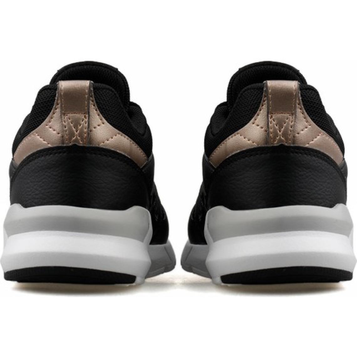 New Balance 009 Siyah Kadın Ayakkabı