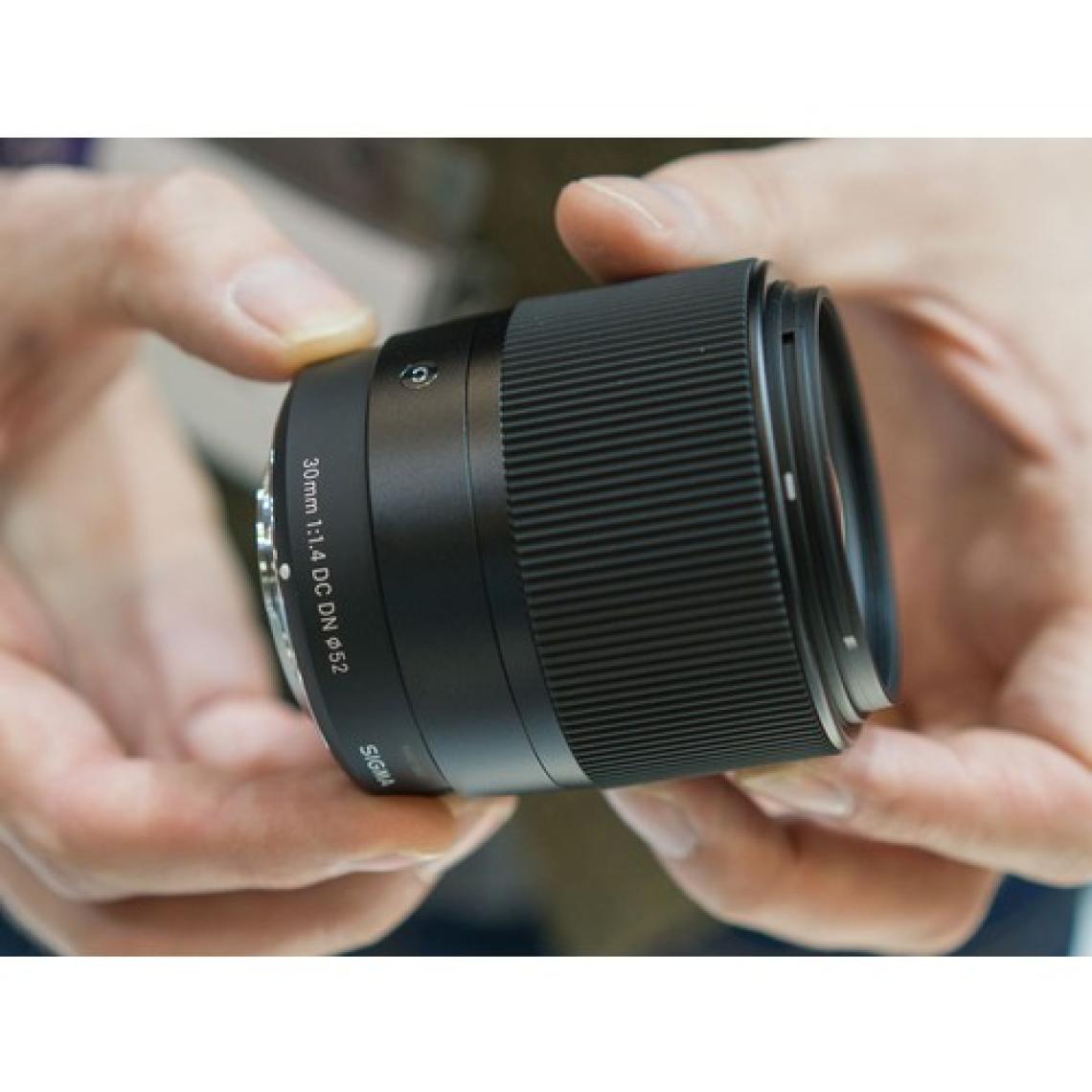 Sigma 30mm f/1.4 DC DN Contemporary Lens Sony