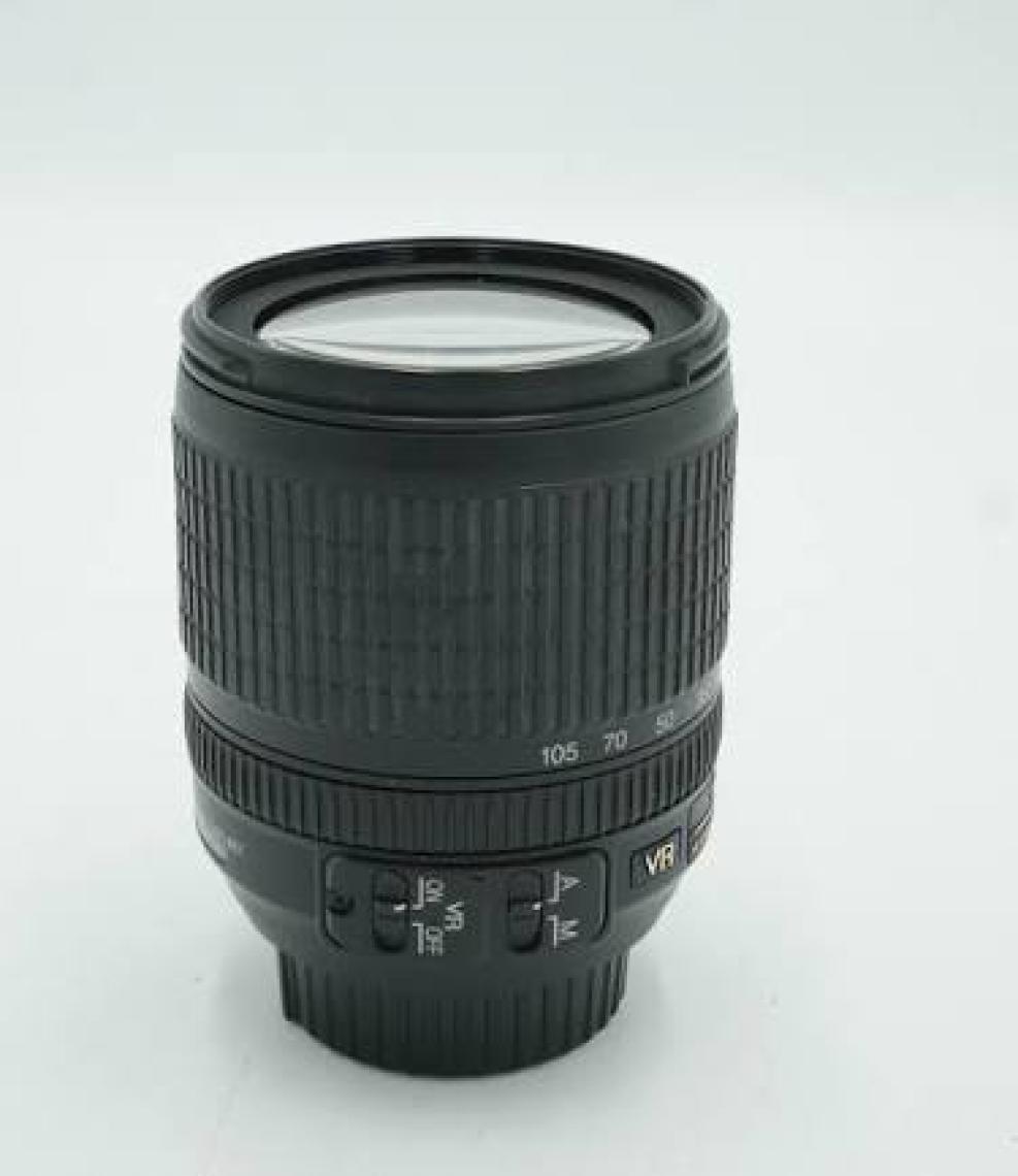 Nikon AF-S DX NIKKOR 18-105mm f/3.5-5.6G ED VR Objektif
