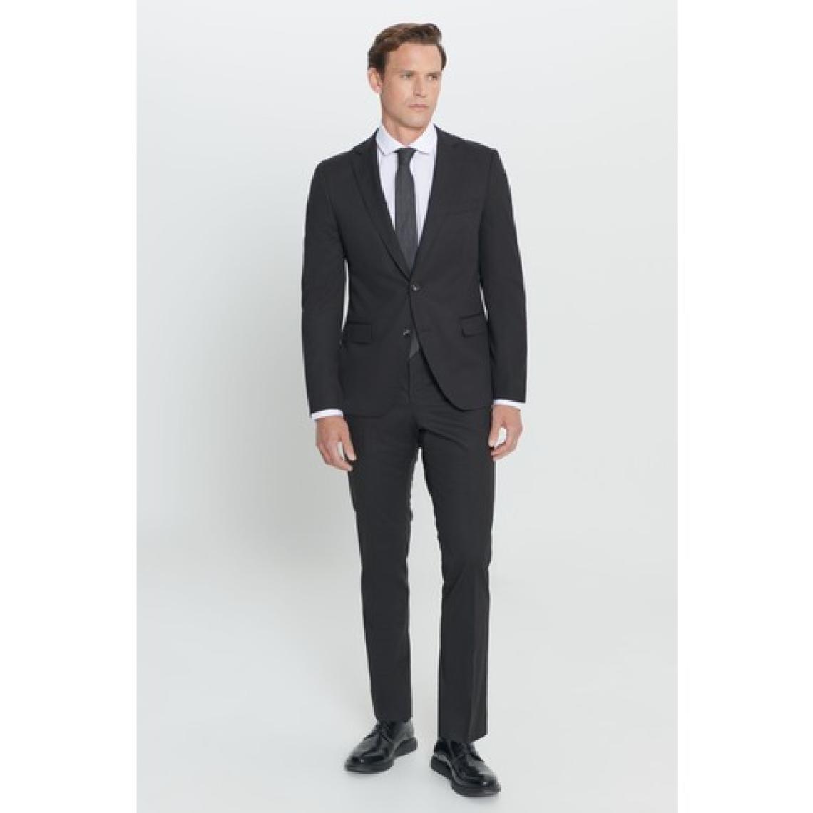 ALTINYILDIZ CLASSICS Erkek Siyah Slim Fit Dar Kesim Mono Yaka Takım Elbise