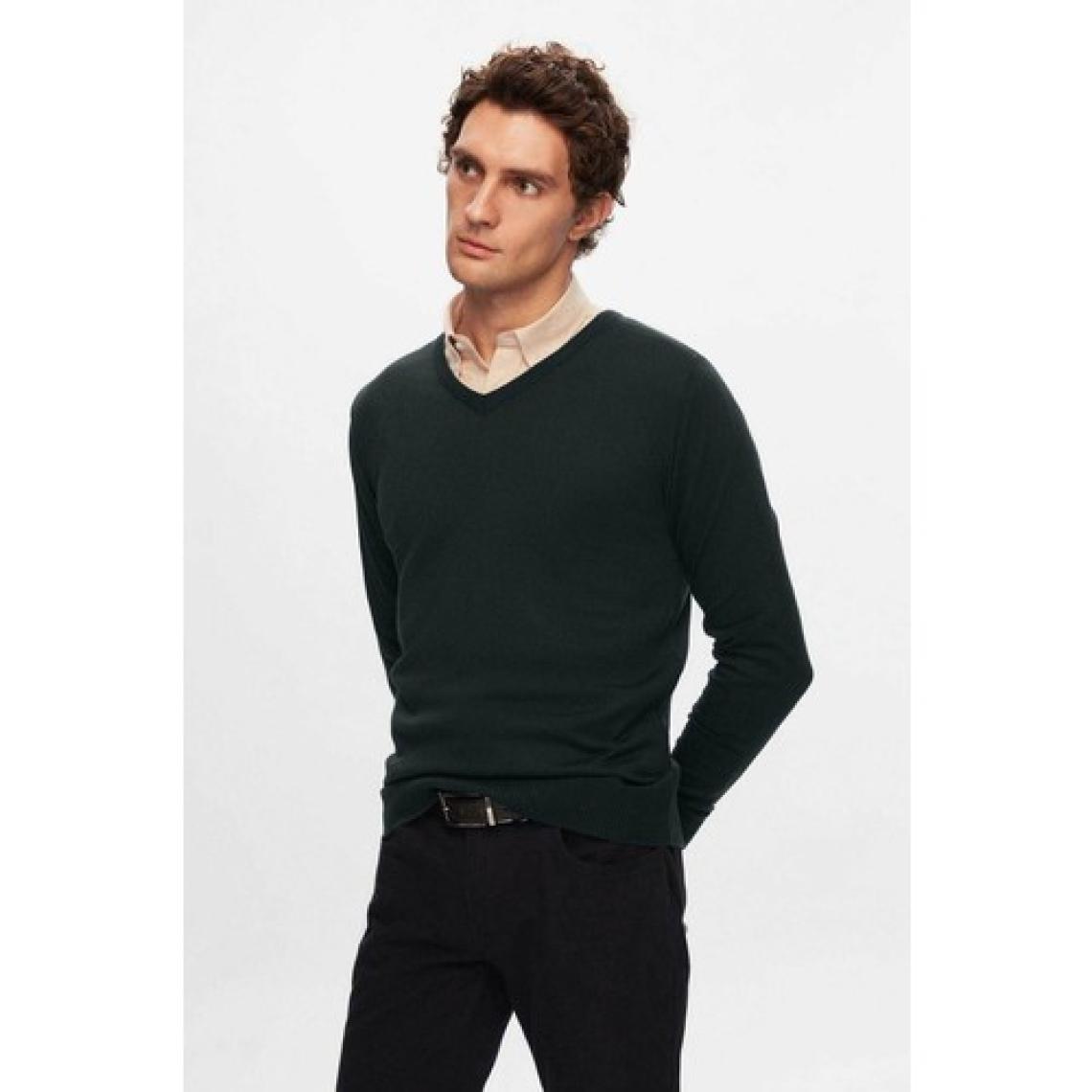 D'S Damat Regular Fit Haki Düz V Yaka Triko Kazak 5HF06ORT12003
