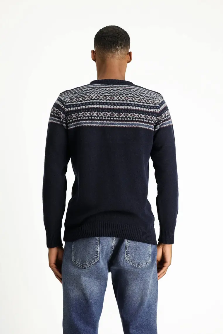 Bisiklet Yaka Slim Fit Dar Kesim Yünlü Desenli Triko Kazak