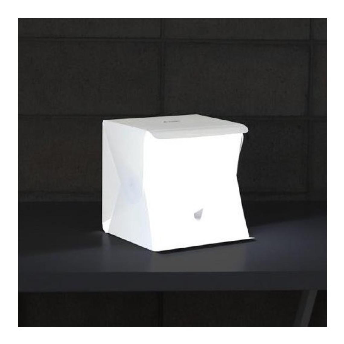 Fototek 23 x 23 cm Portatif Katlanabilir Işıklı Ürün Çekim Çadırı 40 LED Işık Çadırı