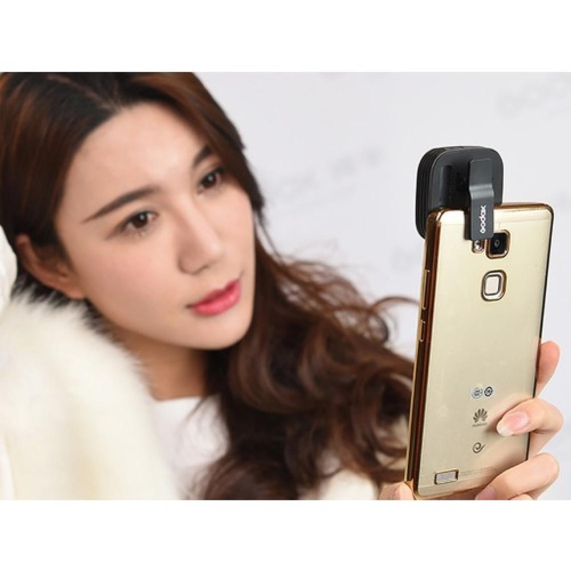 Godox LEDM32 Mobil Video Işığı